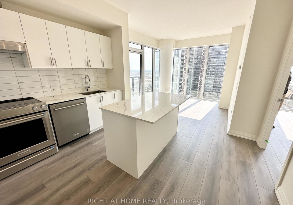 9000-jane-street-vaughan-ontario-n13033358