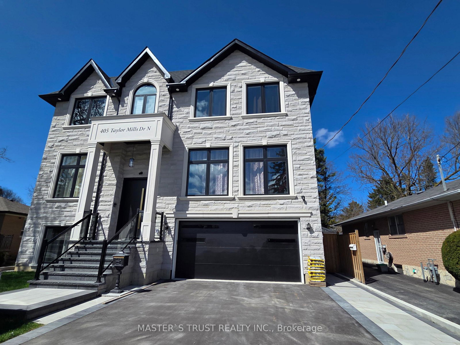 405-taylor-mills-drive-n-richmond-hill-ontario-n13033360