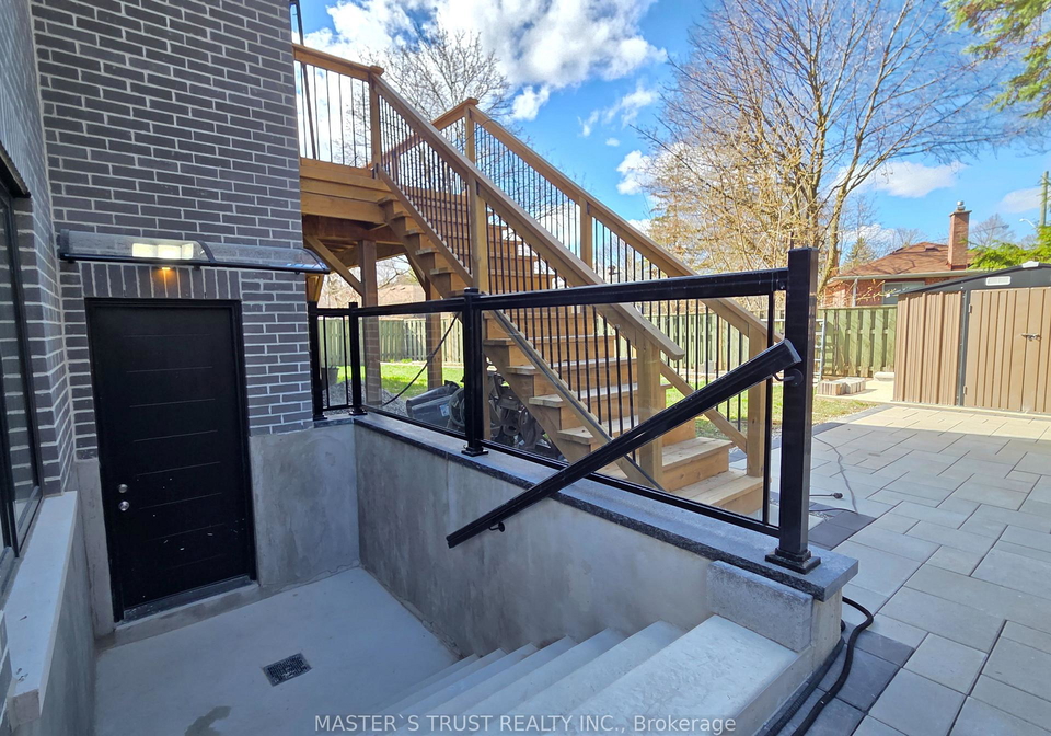 405-taylor-mills-drive-n-richmond-hill-ontario-n13033360