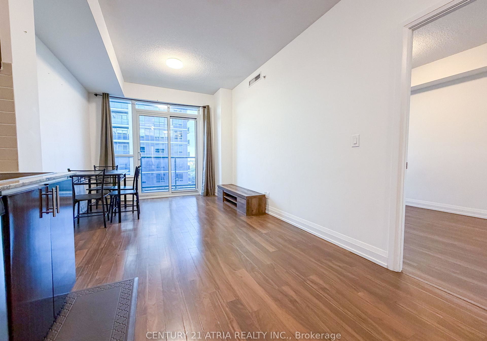7161-yonge-street-markham-ontario-n13034104