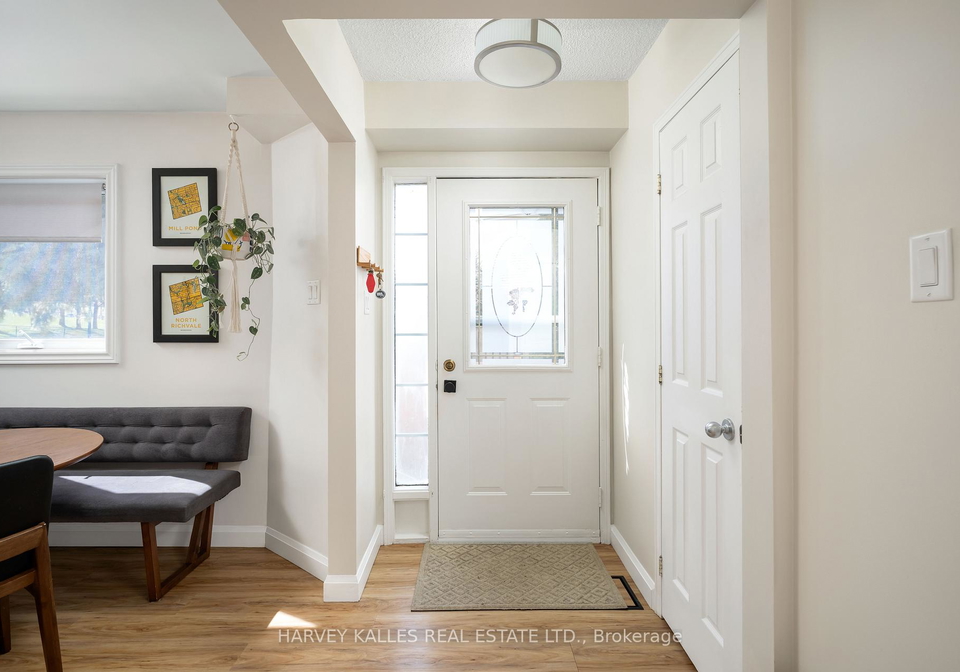 510-pickering-crescent-newmarket-ontario-n13034274