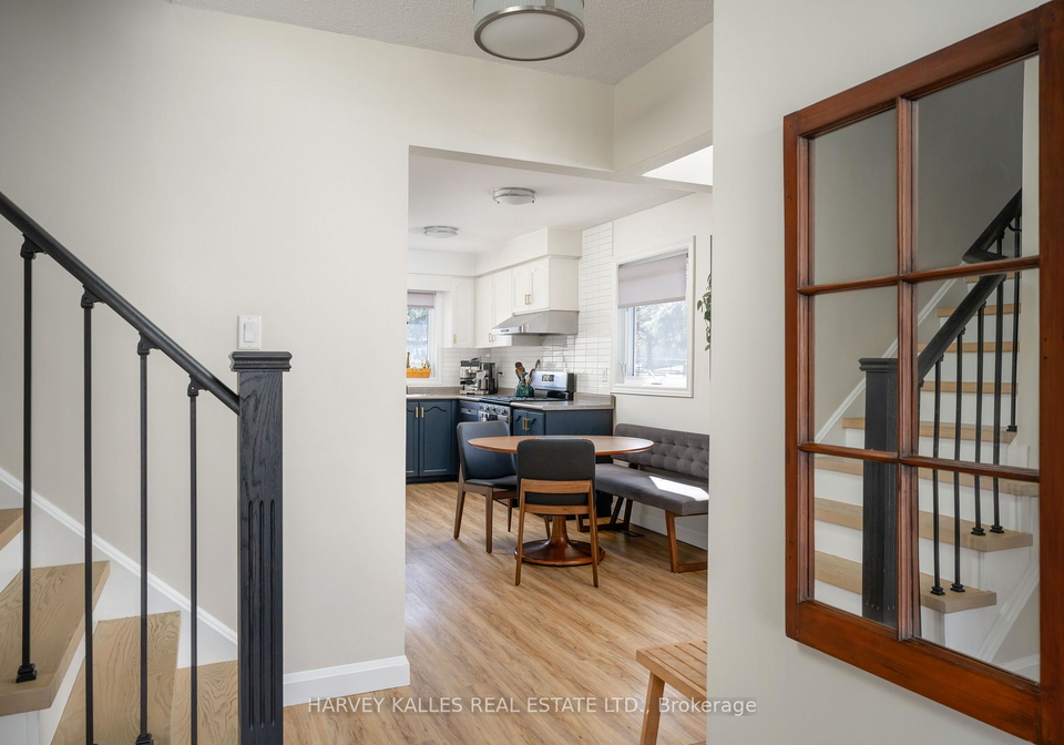 510-pickering-crescent-newmarket-ontario-n13034274