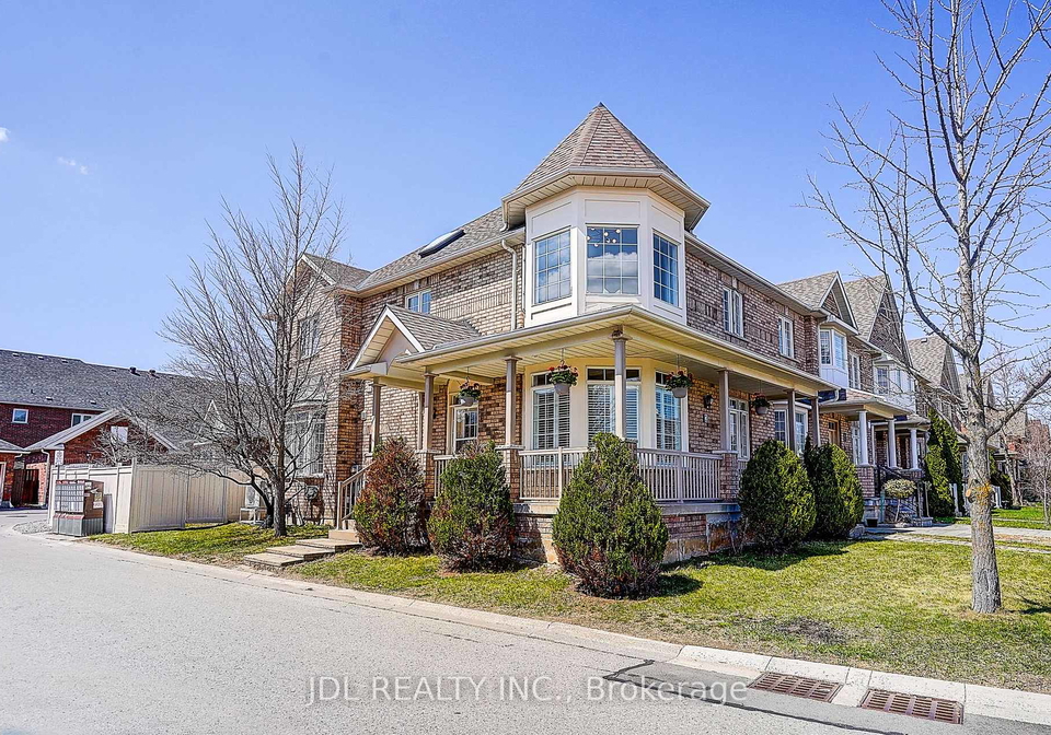 2-catalina-crescent-richmond-hill-ontario-n13034662