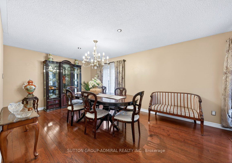126-redondo-drive-e-vaughan-ontario-n13034748
