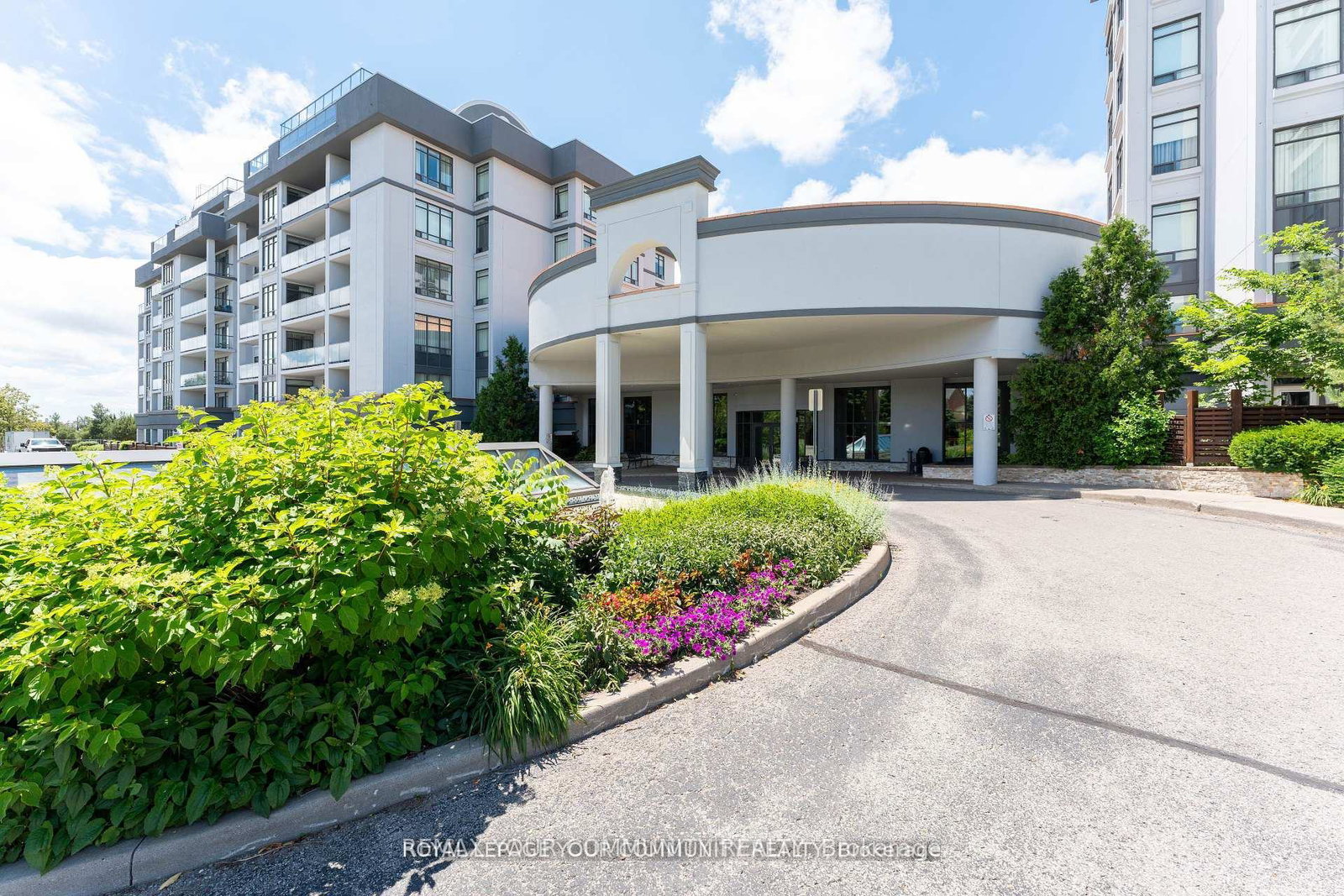 11121-yonge-street-richmond-hill-ontario-n13034858