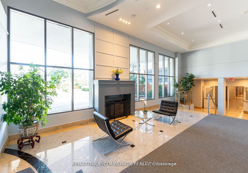 11121-yonge-street-richmond-hill-ontario-n13034858