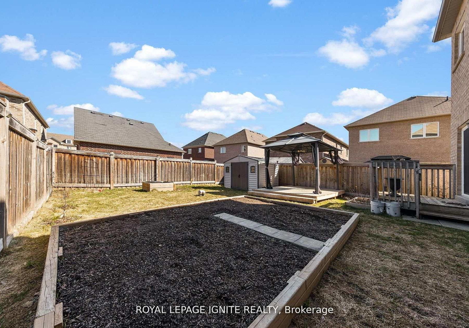 134-gardiner-drive-bradford-west-gwillimbury-ontario-n13035244