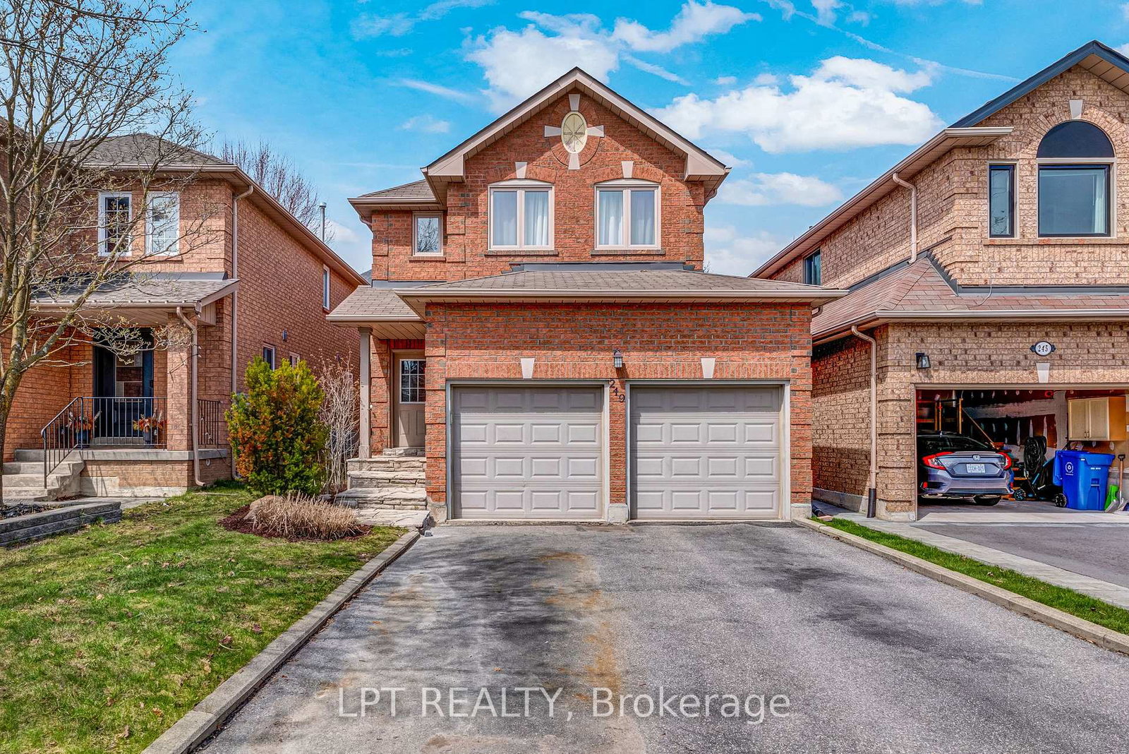 249-rushbrook-drive-newmarket-ontario-n13035488
