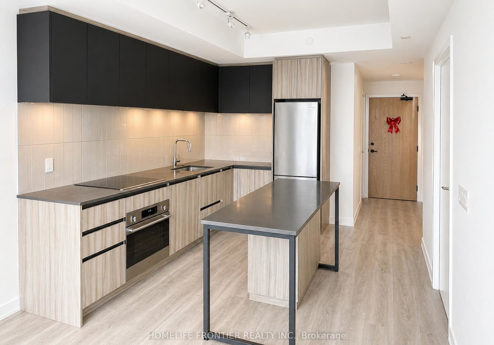 7950-bathurst-street-vaughan-ontario-n13036196