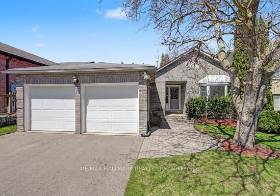 10-haskell-crescent-aurora-ontario-n13036702