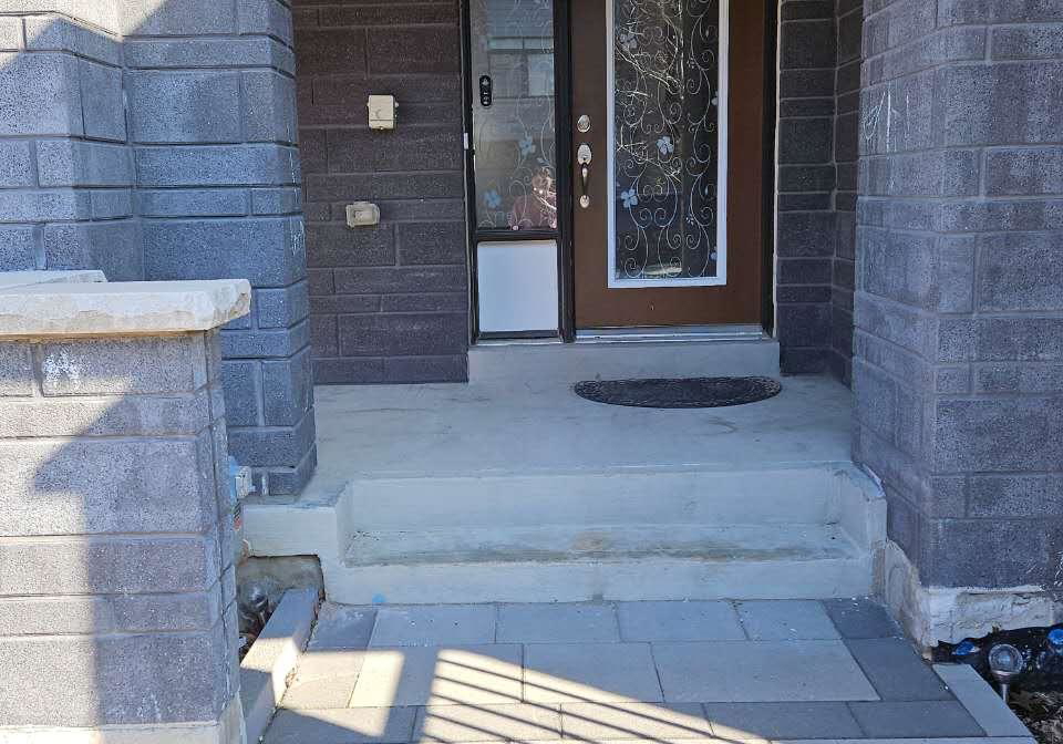 22-vantage-loop-newmarket-ontario-n13037794