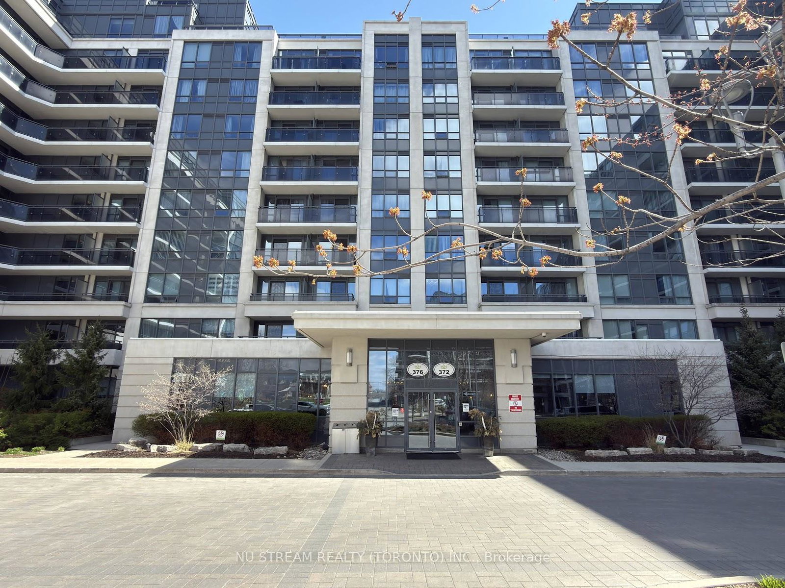 372-hwy-7-e-richmond-hill-ontario-n13037822
