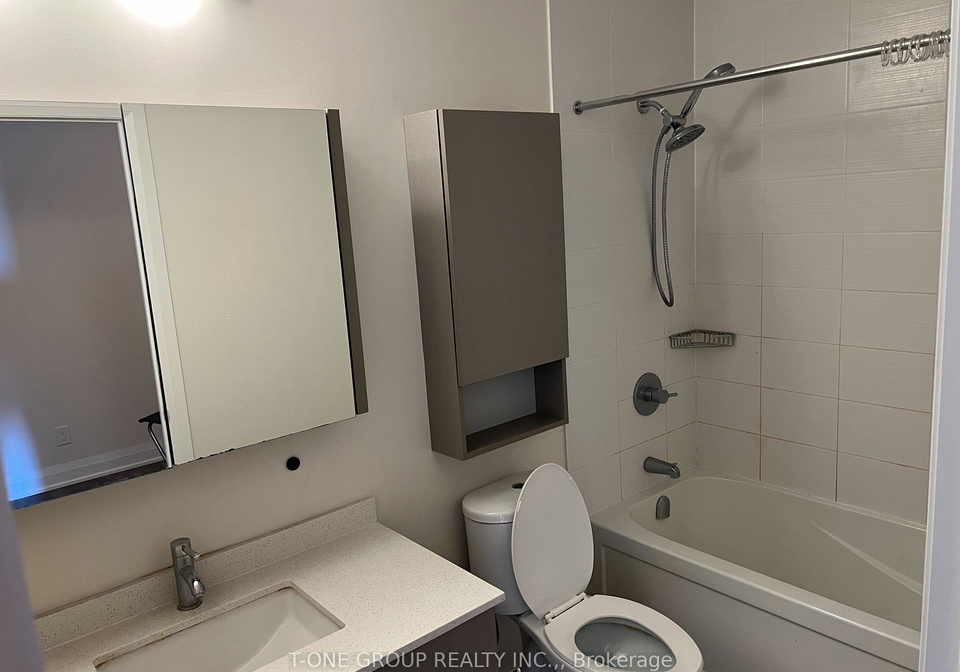 28-uptown-drive-markham-ontario-n13038304