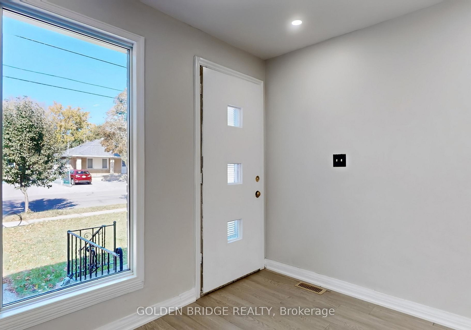 438-centre-street-e-richmond-hill-ontario-n13038454