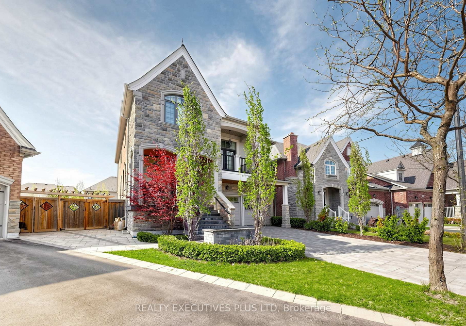 10-sim-hill-crescent-king-ontario-n13039292