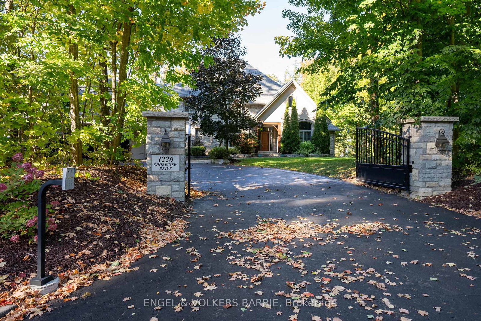 1220-shoreview-drive-innisfil-ontario-n13039442
