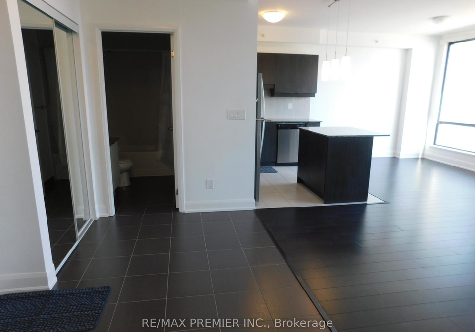 2910-highway-7-w-vaughan-ontario-n13039518