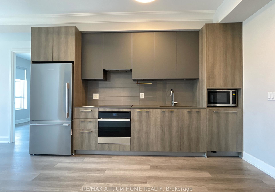 8-water-walk-drive-markham-ontario-n13039928