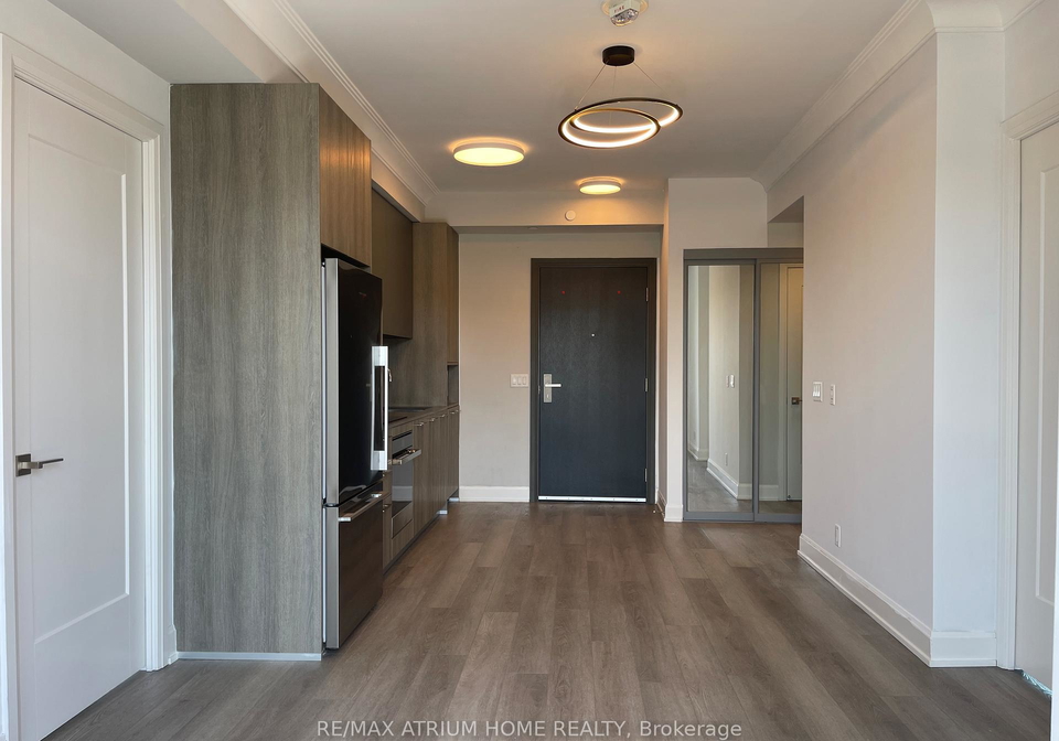 8-water-walk-drive-markham-ontario-n13039928