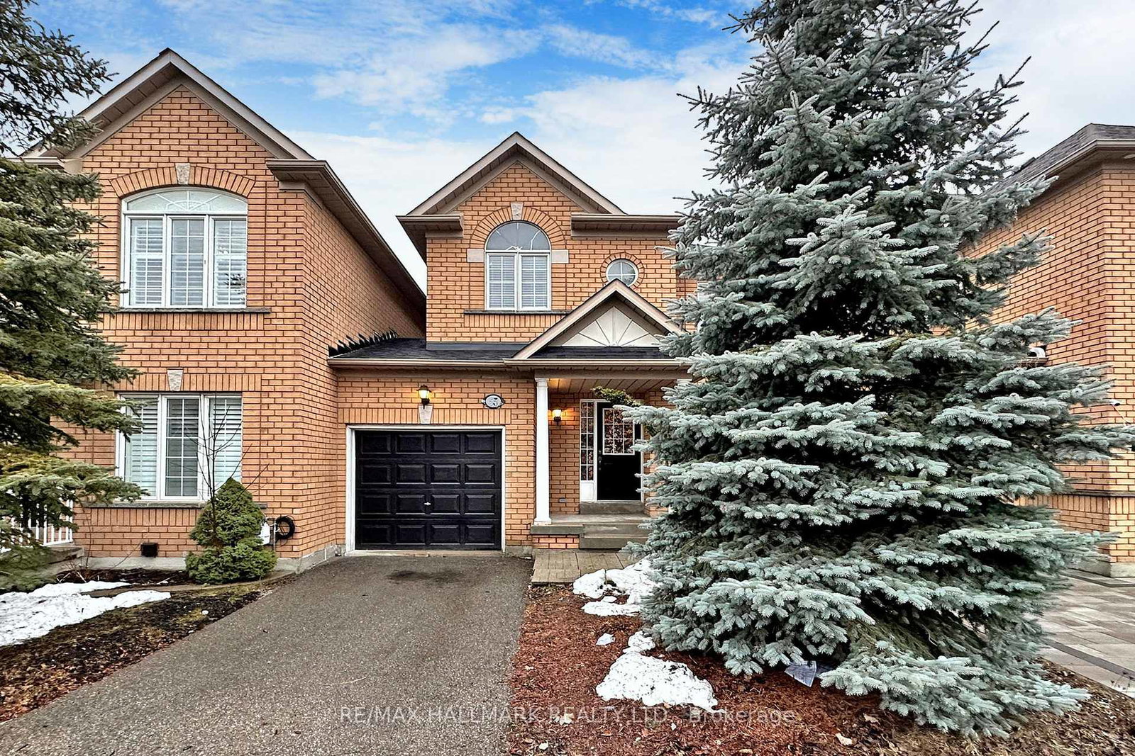 55-walkview-crescent-richmond-hill-ontario-n13040048