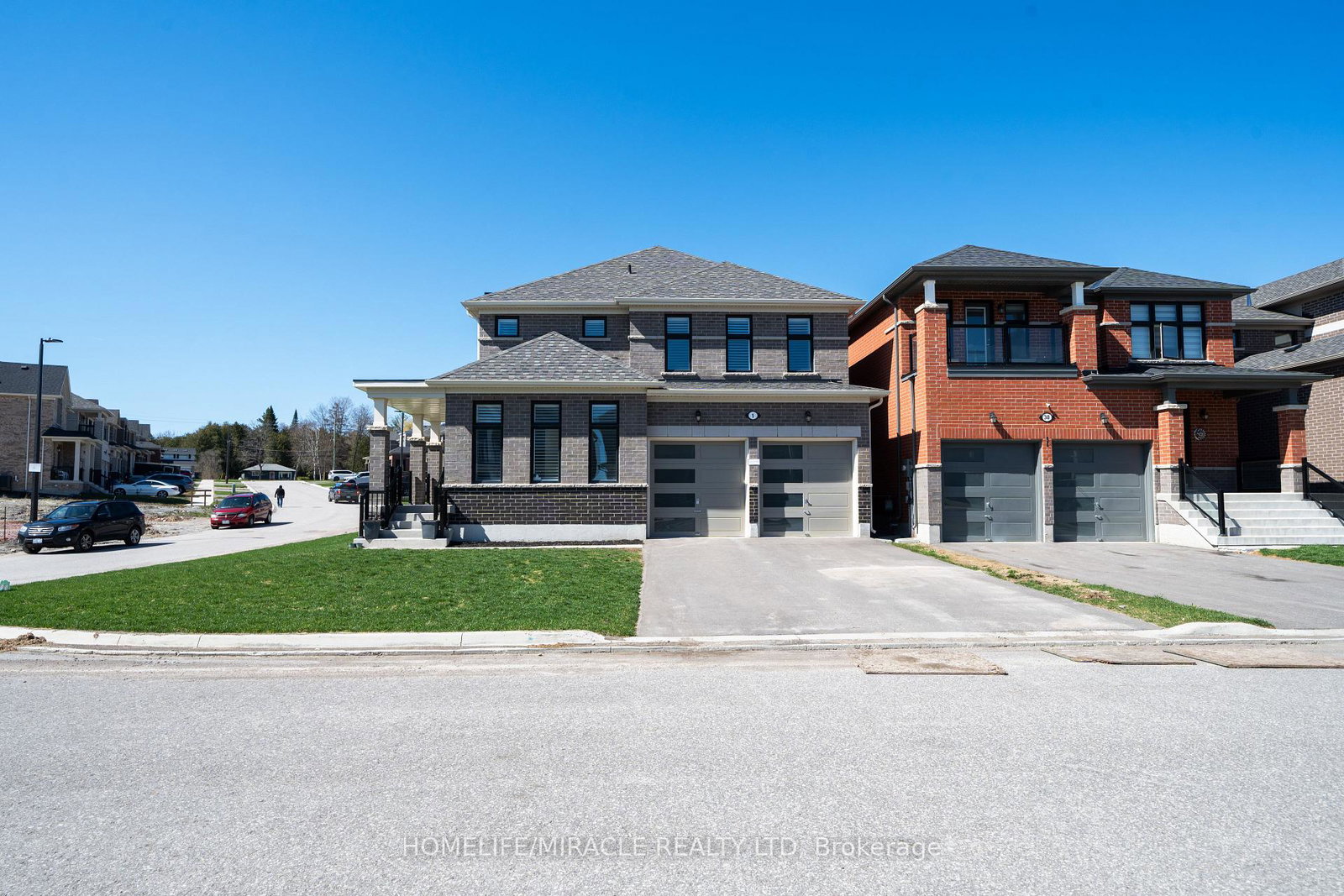 1-ainslie-hill-crescent-georgina-ontario-n13040608