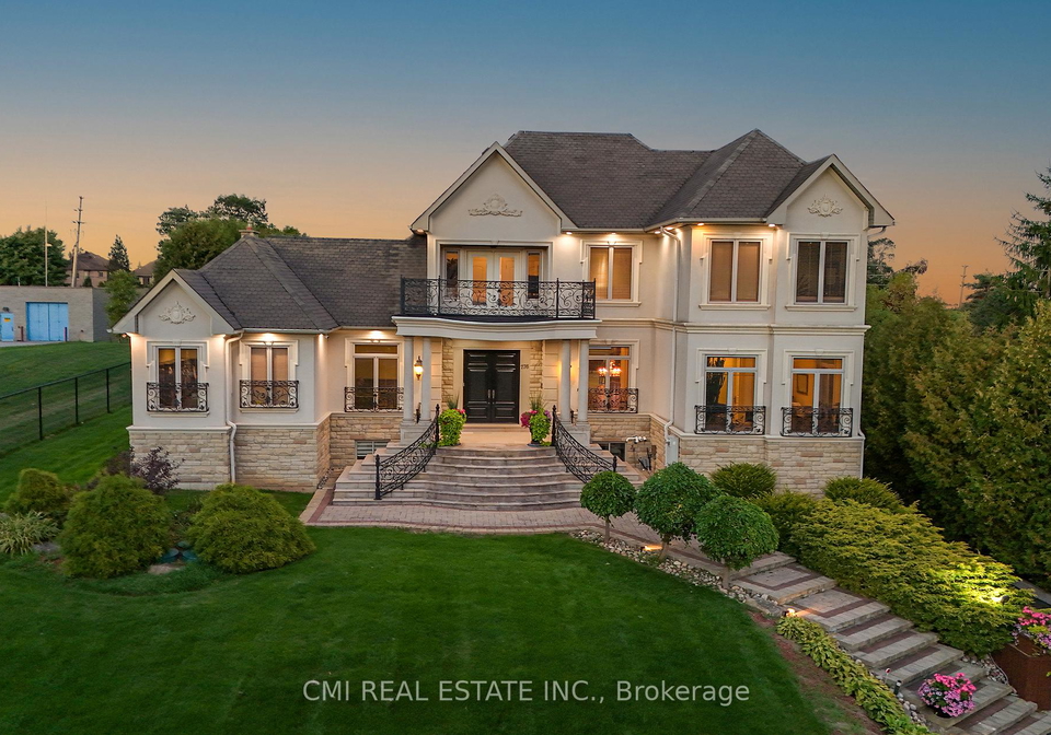 776-woodland-acres-crescent-vaughan-ontario-n13040858