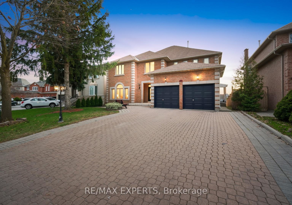 11-horizon-court-richmond-hill-ontario-n13041606