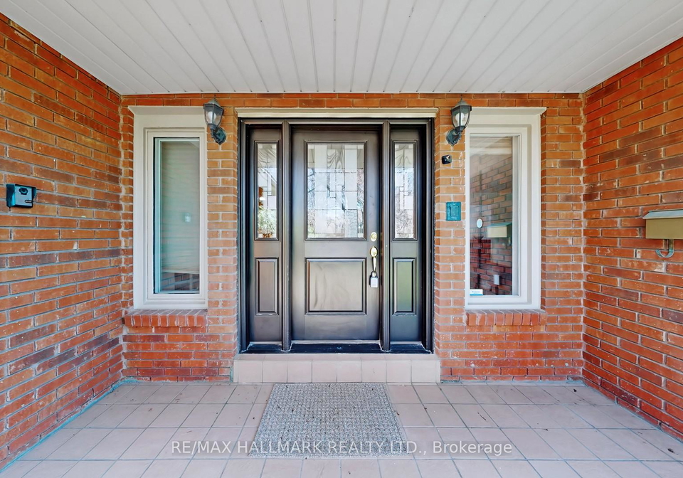 82-windermere-crescent-s-richmond-hill-ontario-n13041812
