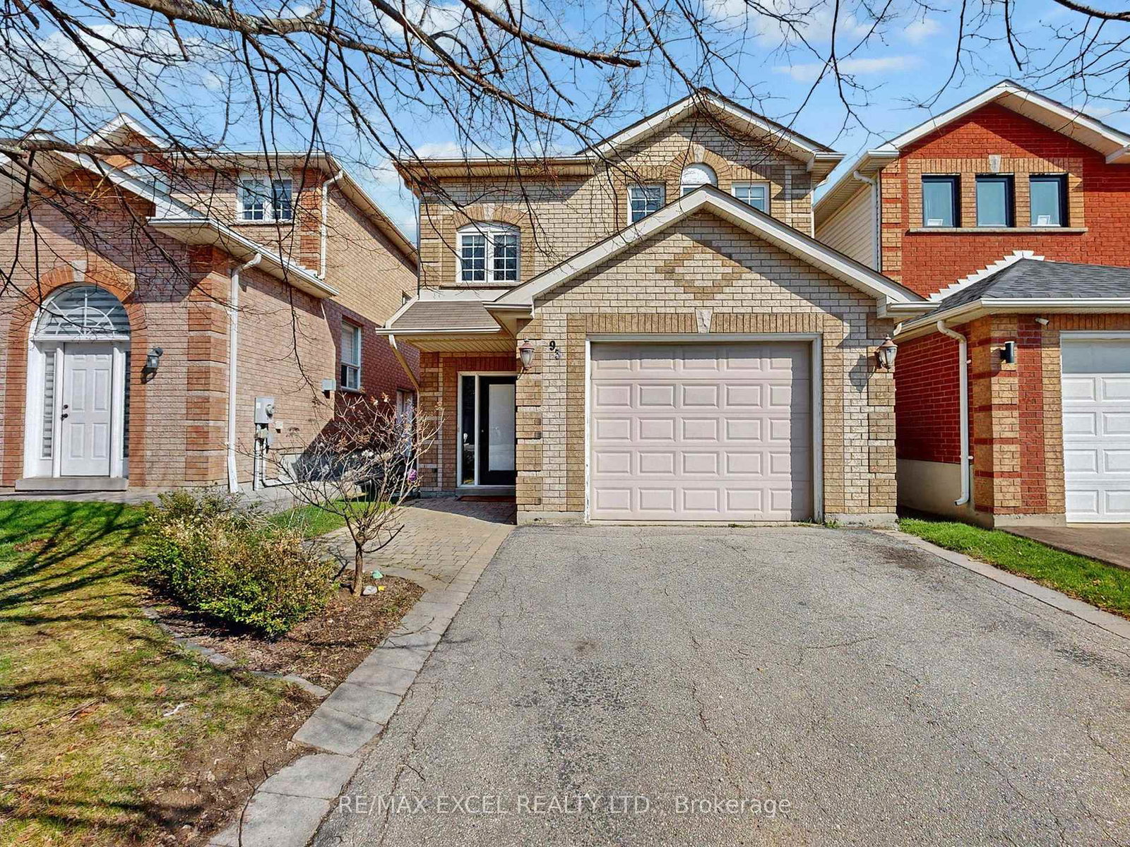 93-clearmeadow-boulevard-newmarket-ontario-n13042364