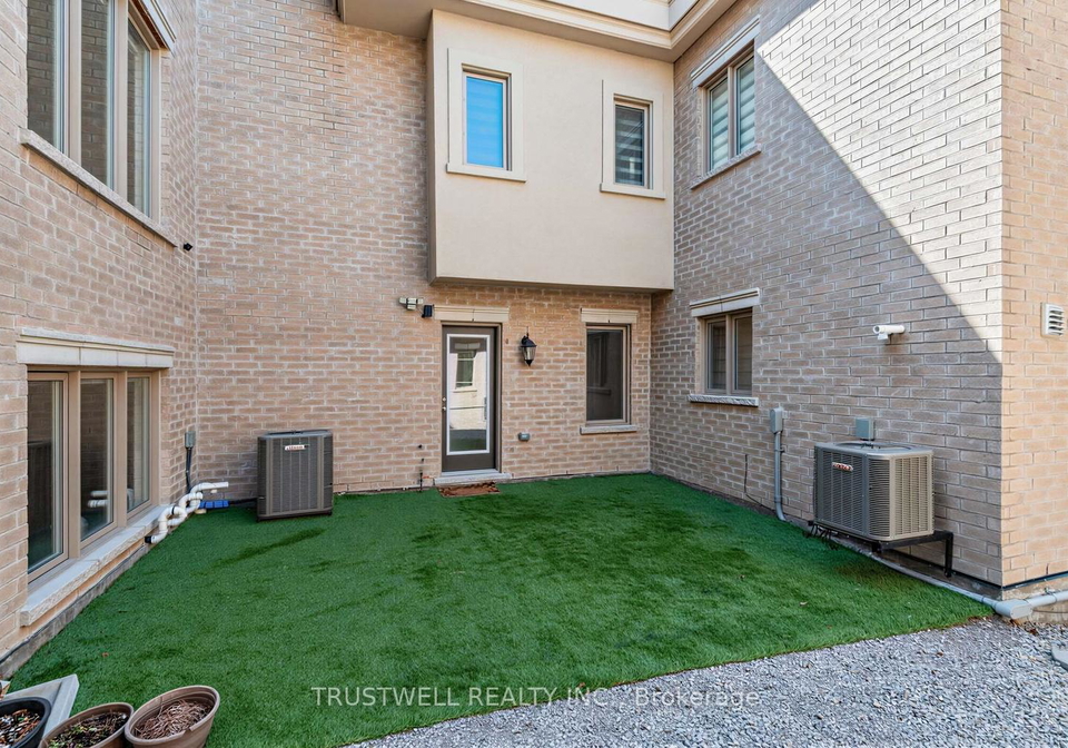 9412-bayview-avenue-richmond-hill-ontario-n13042396