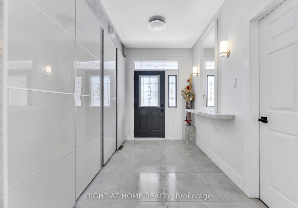 600-henderson-drive-aurora-ontario-n13042900