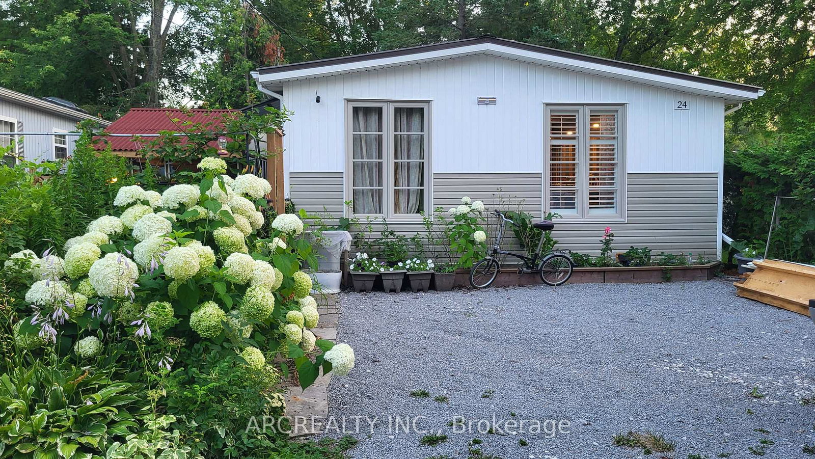 24-chickadee-court-georgina-ontario-n13043076