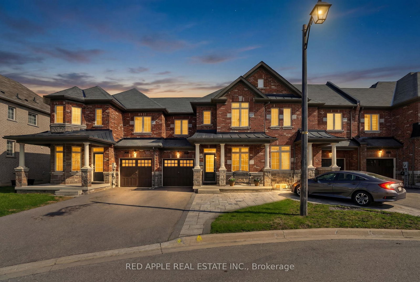 347-luck-court-newmarket-ontario-n13043420