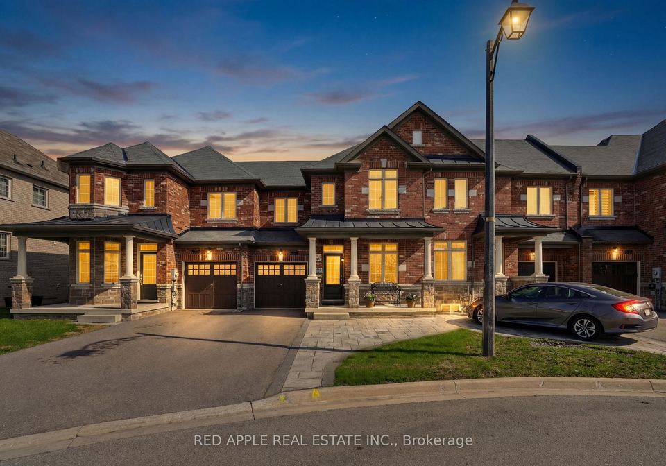 347-luck-court-newmarket-ontario-n13043420