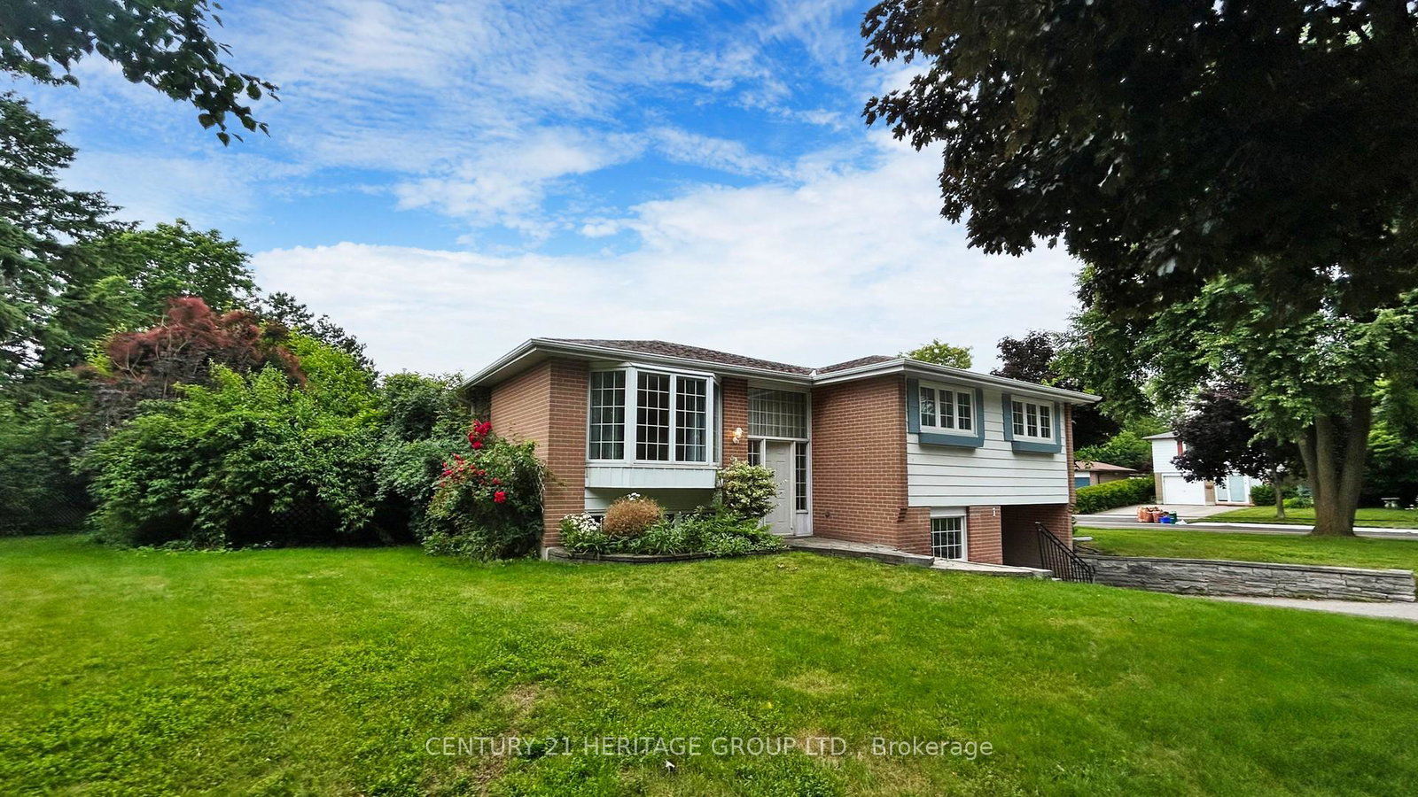 1-dunsinane-drive-markham-ontario-n13043700