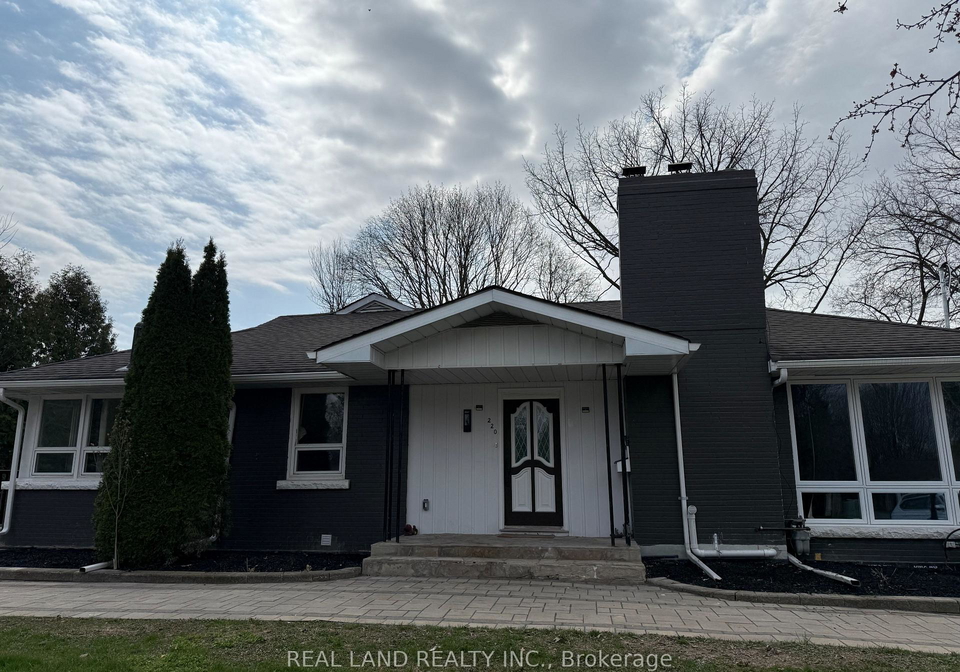 220-millard-avenue-newmarket-ontario-n13043858
