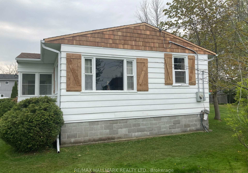 824-paradise-drive-georgina-ontario-n13044104