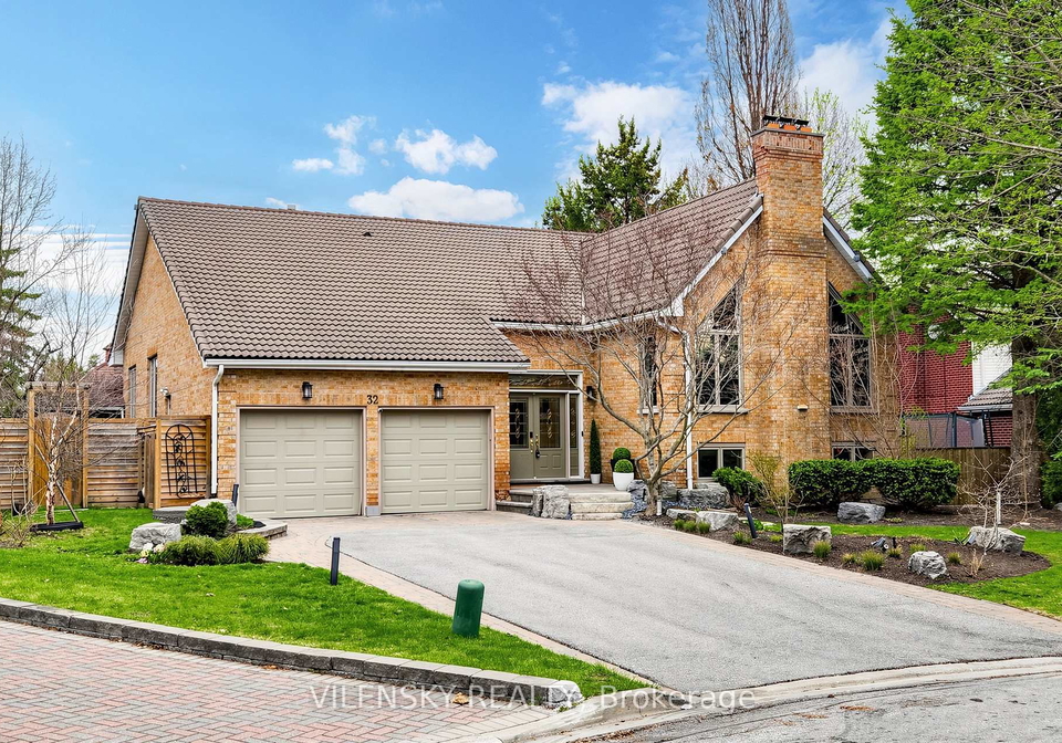 32-whitfield-court-aurora-ontario-n13044594