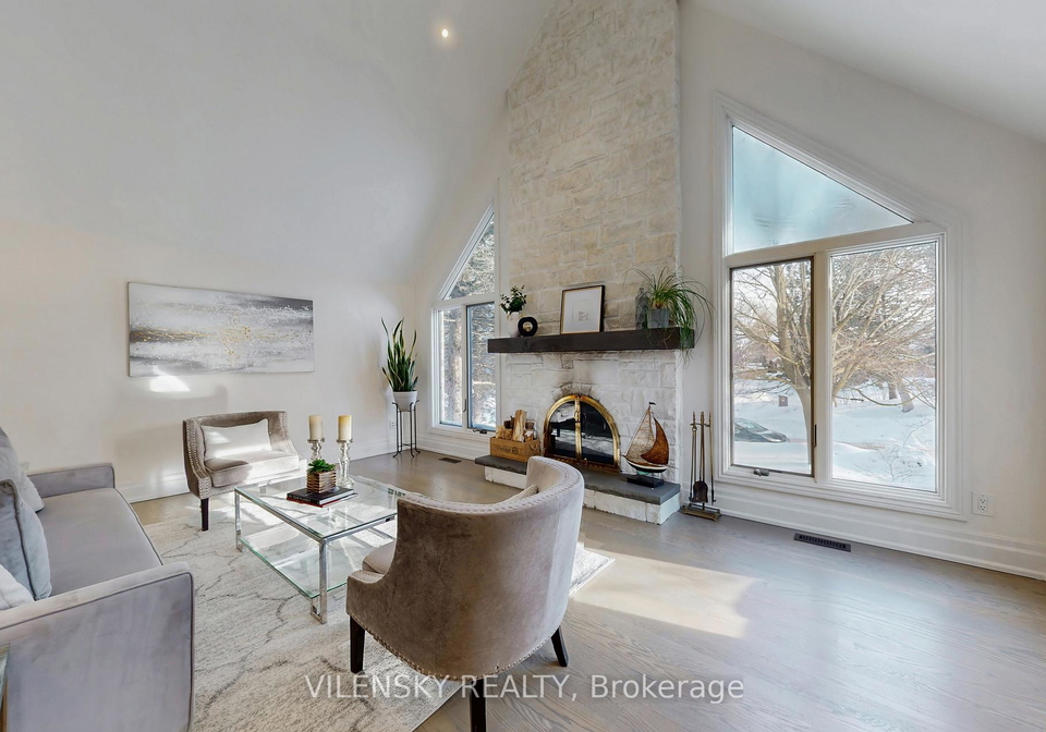 32-whitfield-court-aurora-ontario-n13044594