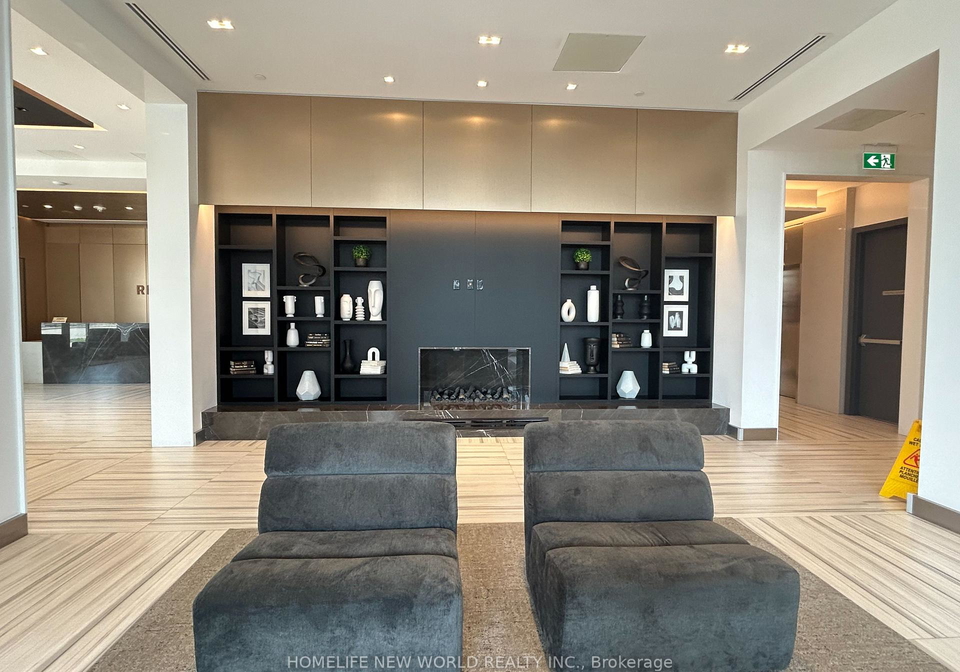 38-water-walk-drive-markham-ontario-n13045054