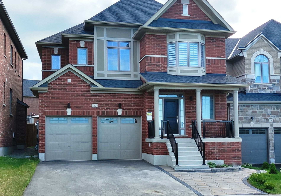 22-cloverridge-avenue-east-gwillimbury-ontario-n13046204