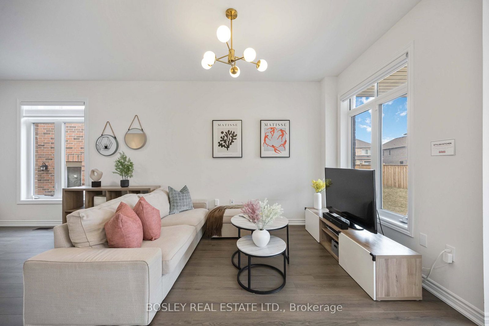 29-ferragine-crescent-bradford-west-gwillimbury-ontario-n13046756