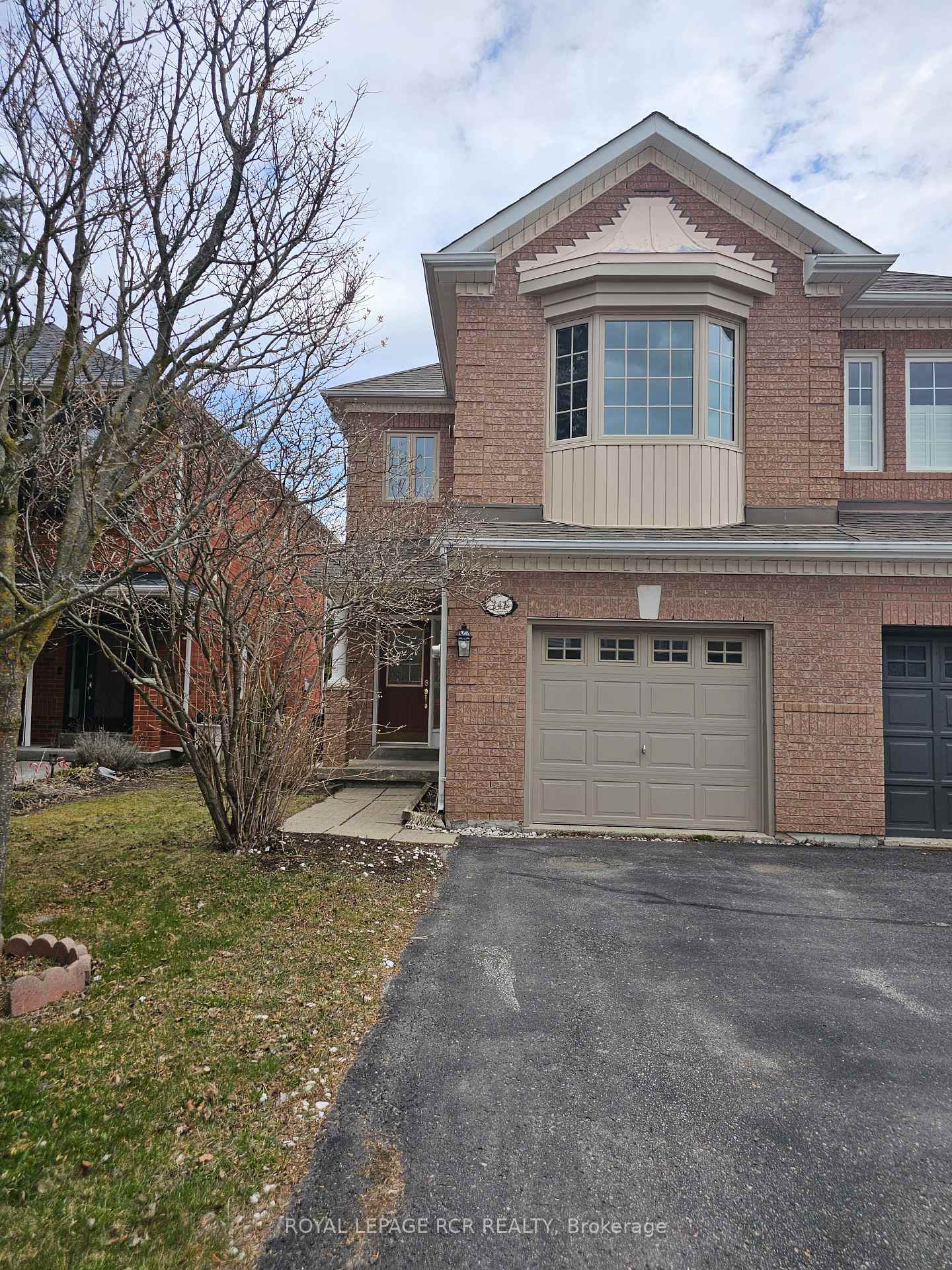 241-denise-circle-newmarket-ontario-n13046844