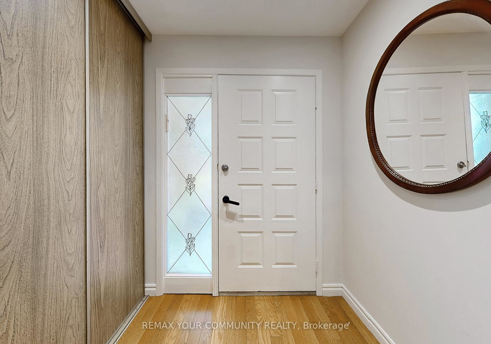 287-manchester-drive-newmarket-ontario-n13047236