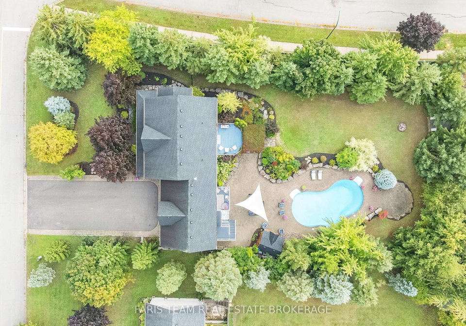 2-evergreen-lane-essa-ontario-n13047862