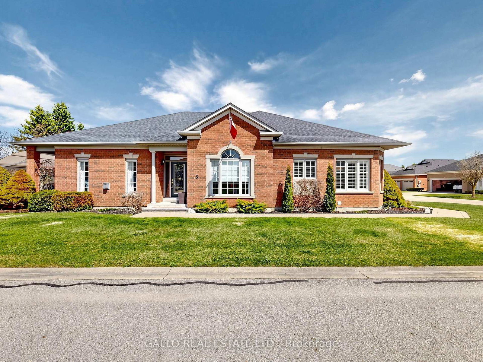 3-bens-reign-whitchurch-stouffville-ontario-n13048042