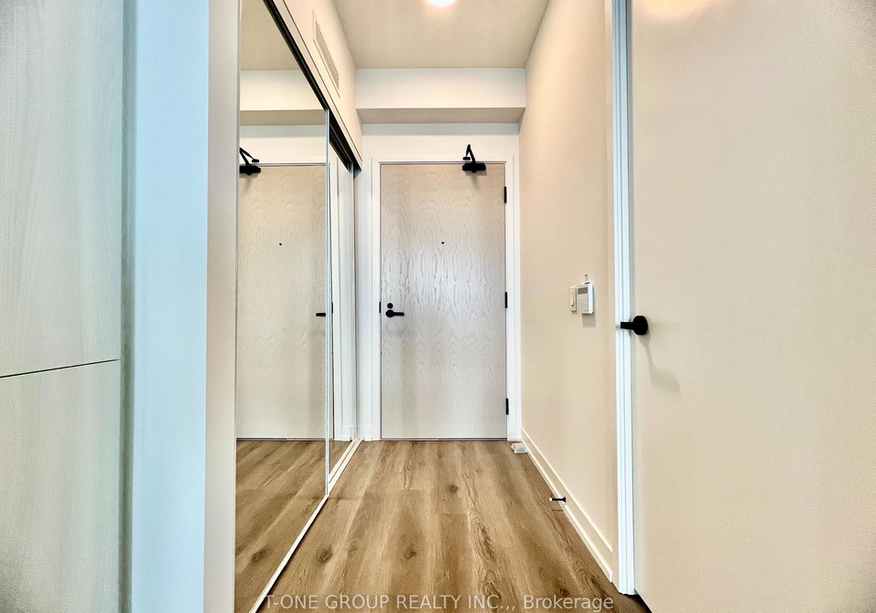 225-commerce-street-vaughan-ontario-n13048614