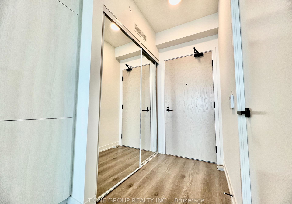 225-commerce-street-vaughan-ontario-n13048614
