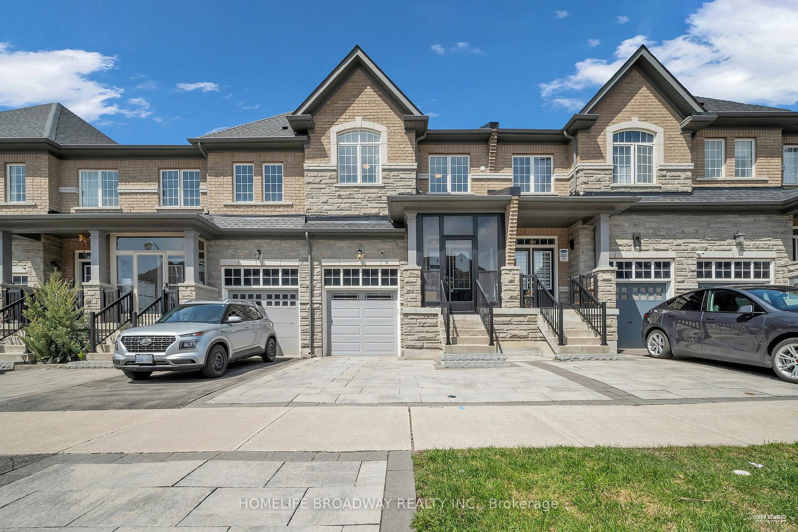 28-paper-mills-crescent-richmond-hill-ontario-n13048846
