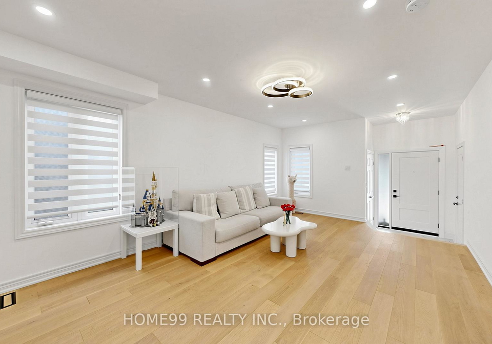 62-victoria-wood-avenue-markham-ontario-n13049048